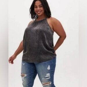 Torrid black mineral wash top size 1